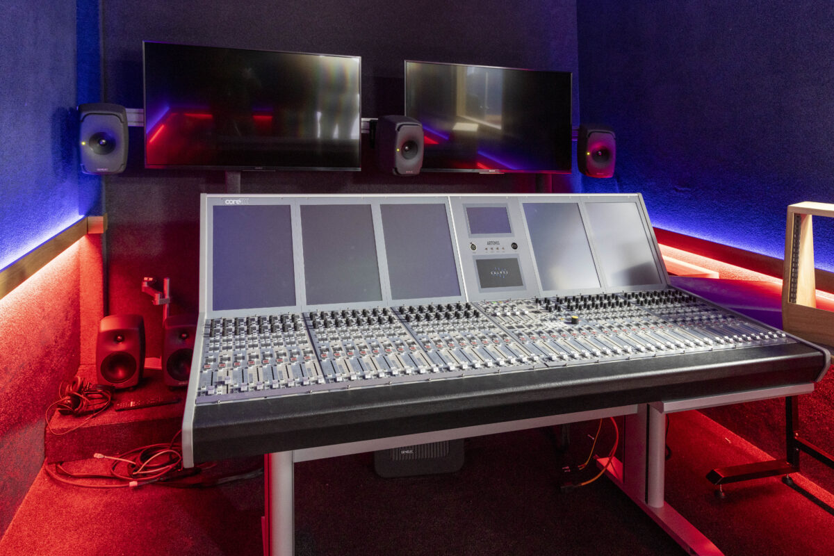 Arena OB Trucks Interior